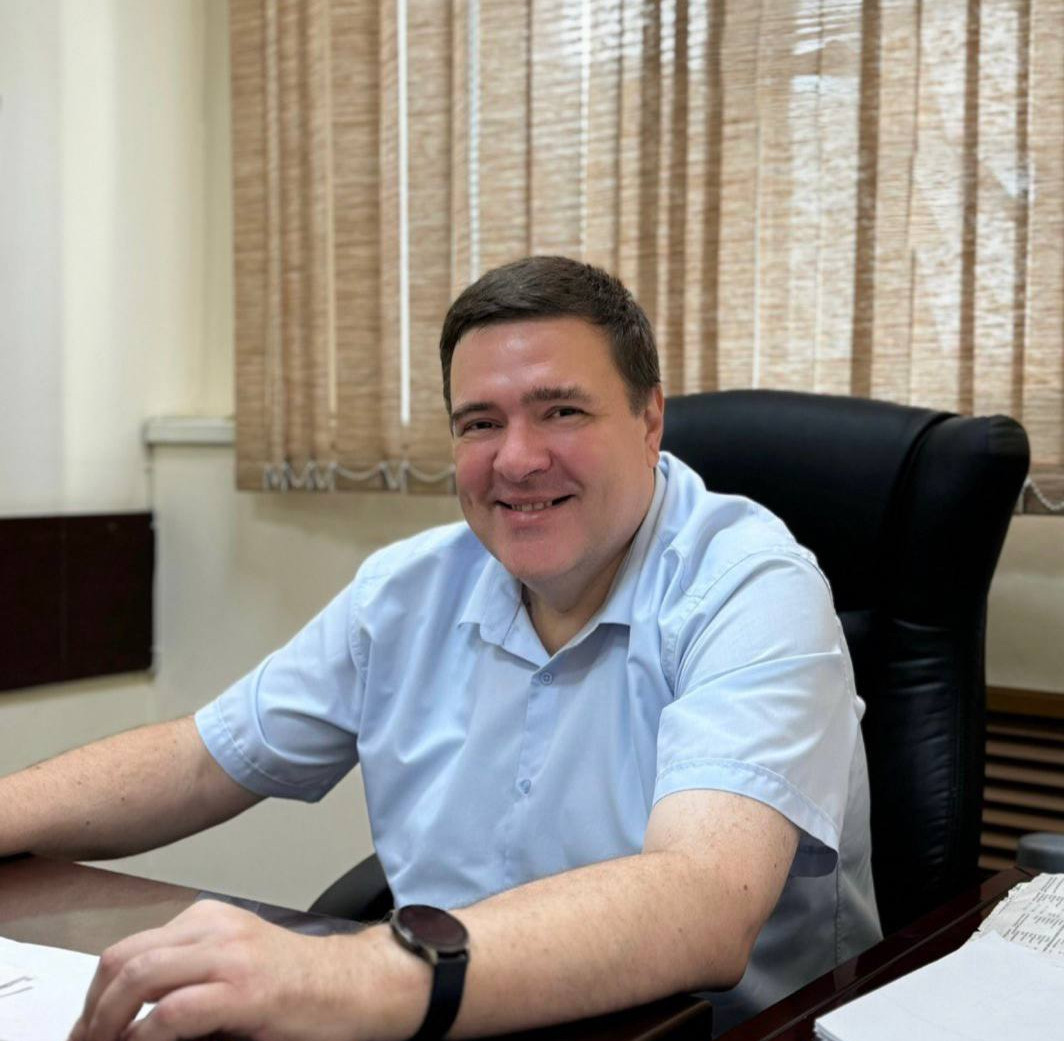 Поздравляем Сергея Викторовича Караченцева с Днем рожденья!