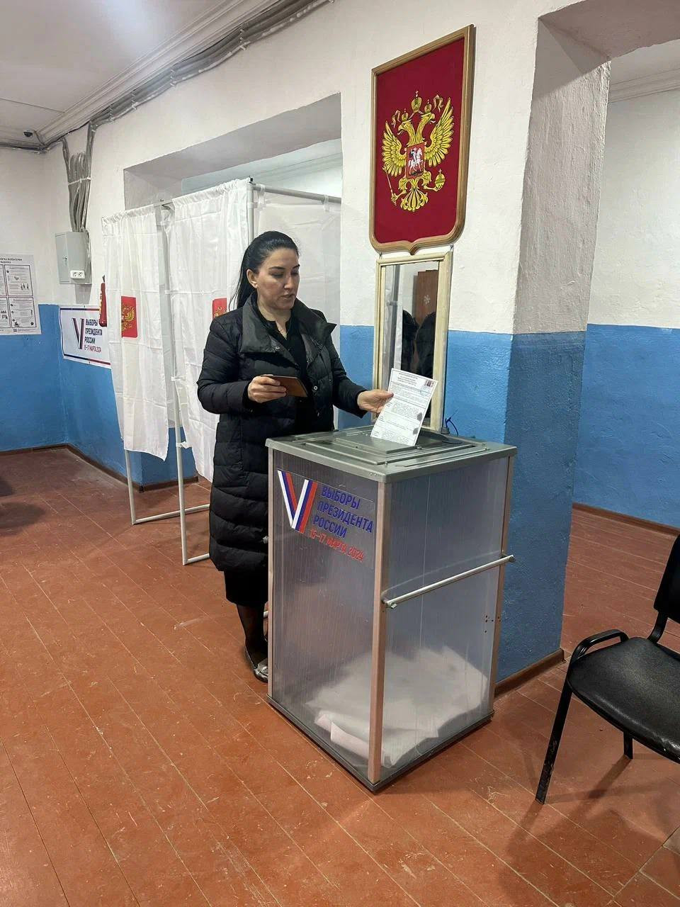 Аппарат мировых судей Ленинского района г.Махачкала отдали свой голос на выборах Президента РФ