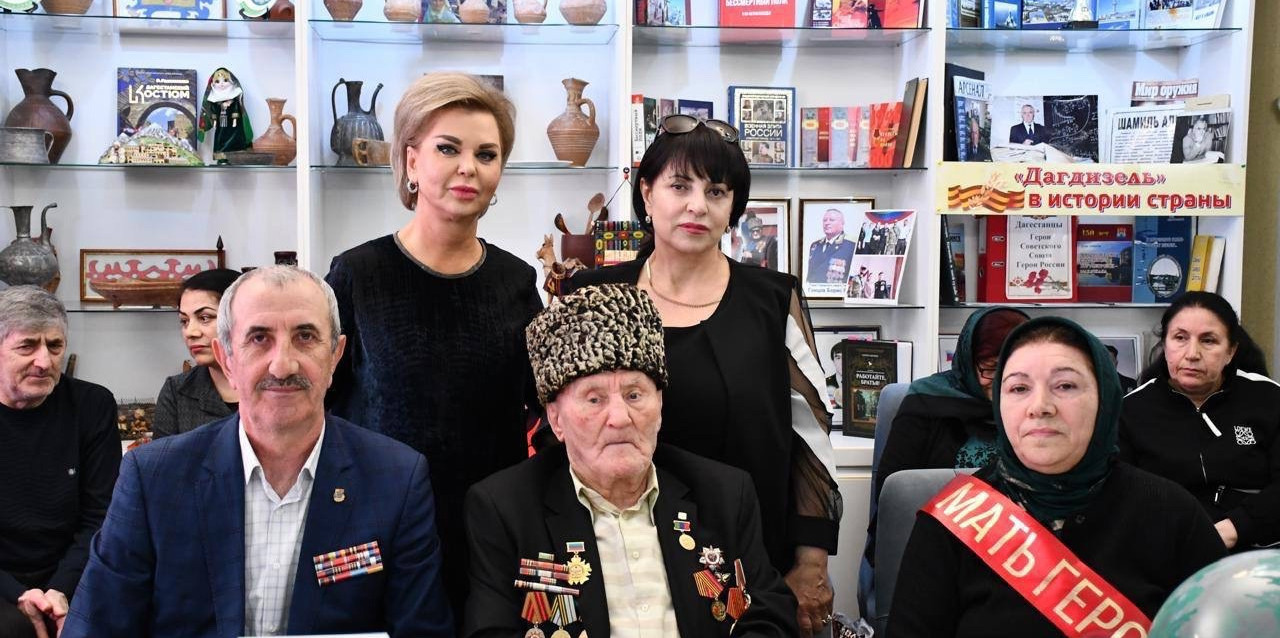 "Строки Победы": в Каспийске почтили память героев