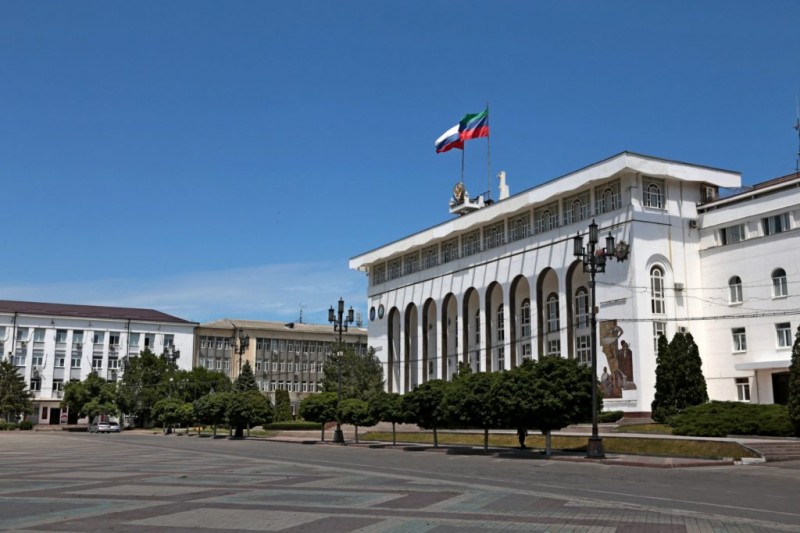 Депутаты проголосовали за поправки в Конституцию РД