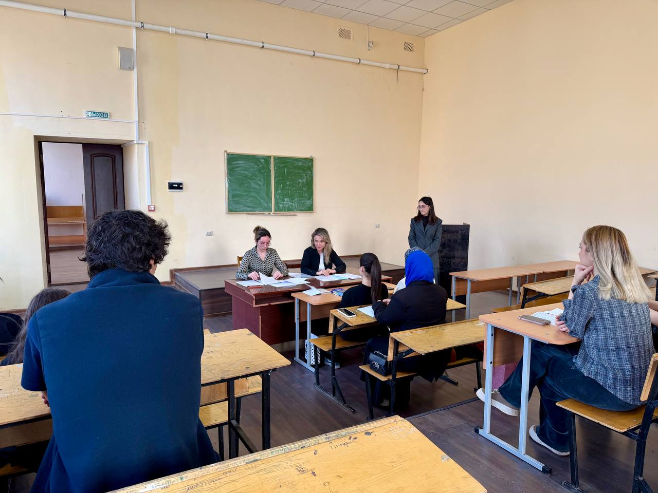 Лекция на тему «Примирительные процедуры в гражданском процессе» для студентов Юридического института ДГУ.