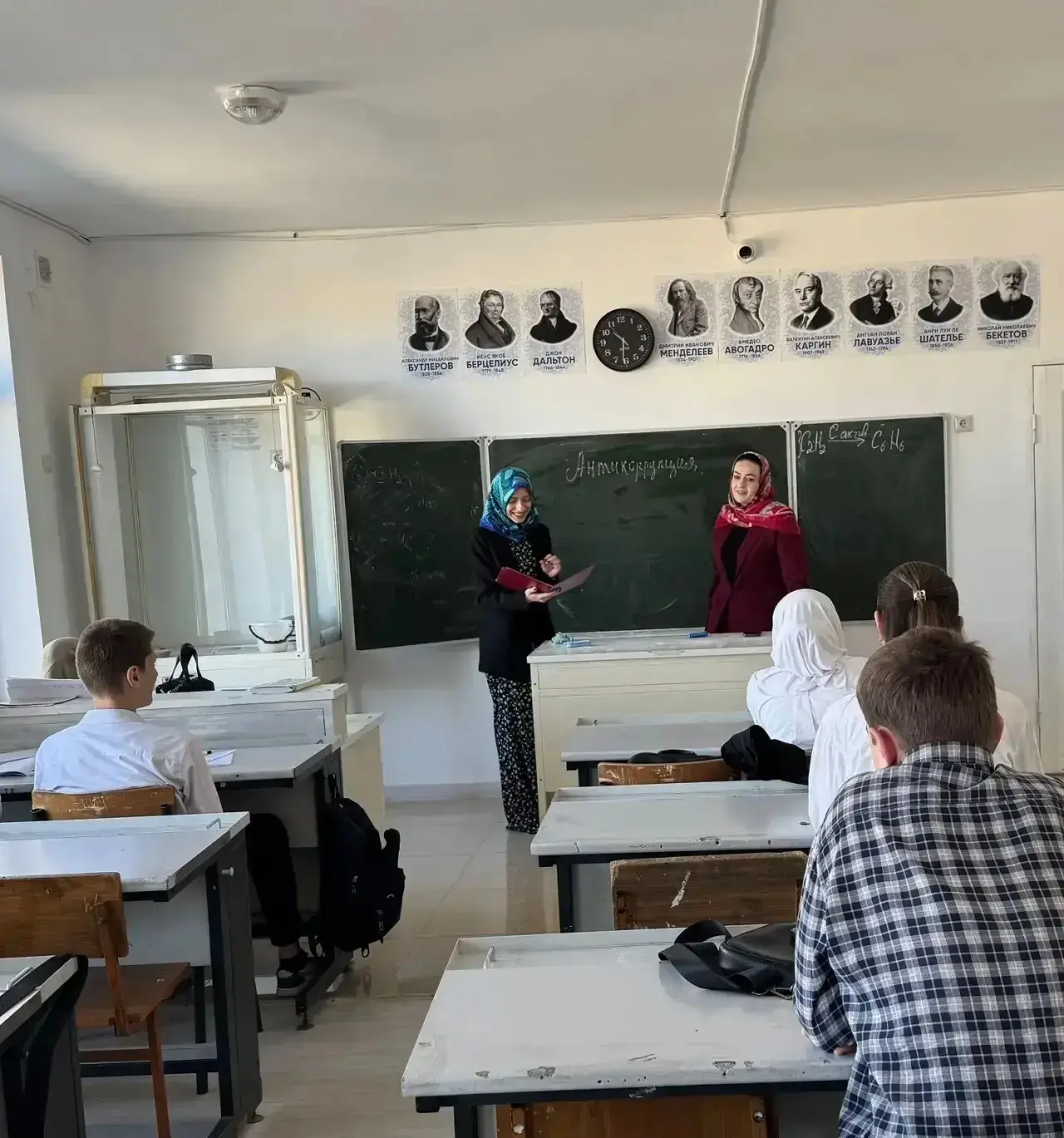 9 декабря 2025 года в России отмечали День Героев Отечества