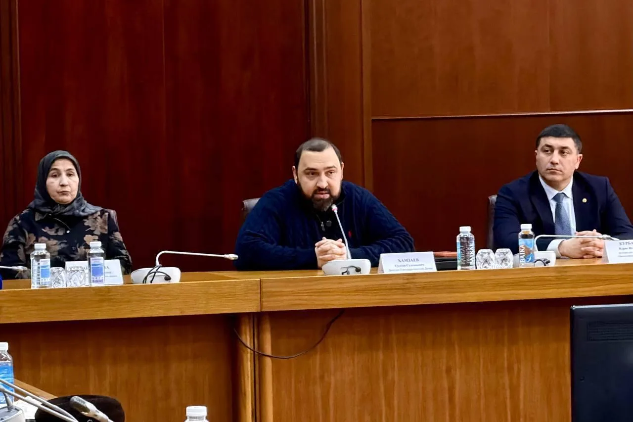 Единство и поддержка: встреча с Султаном Хамзаевым в Махачкале