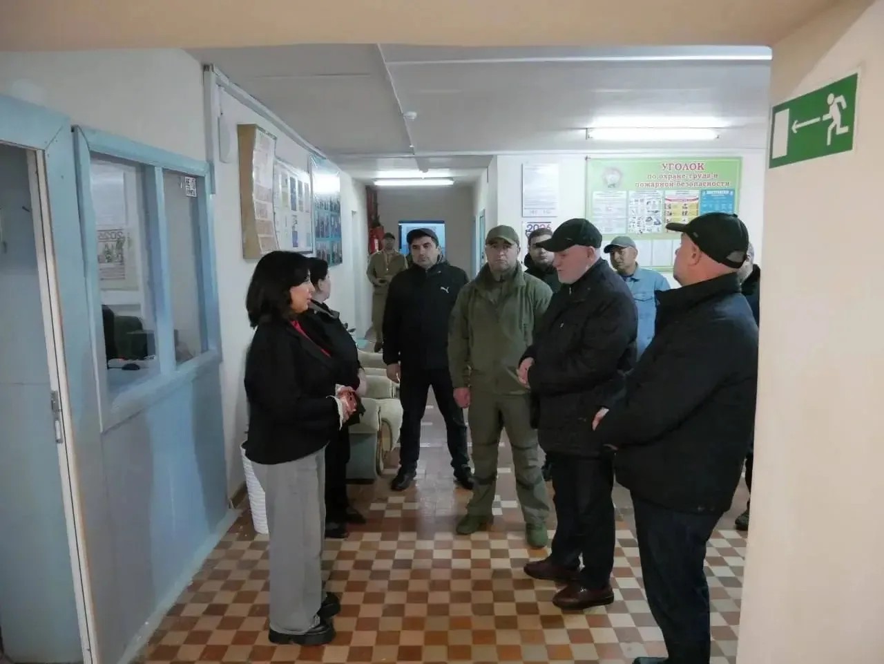 Министр юстиции РД осмотрел пункт временного размещения постарадавших граждан в городе Дагестанские Огни