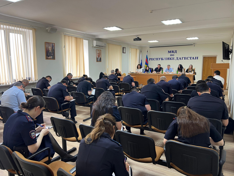 Минюст Дагестана оценил лучших инспекторов ПДН республики