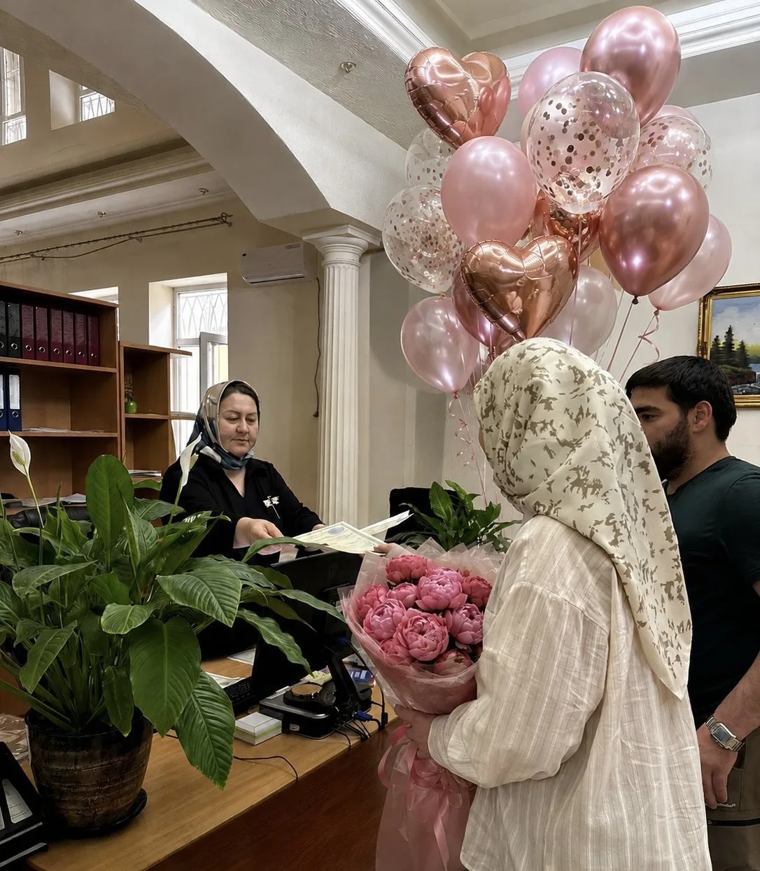 В День защиты детей Минюст РД провел торжественные регистрации рождения в Махачкале