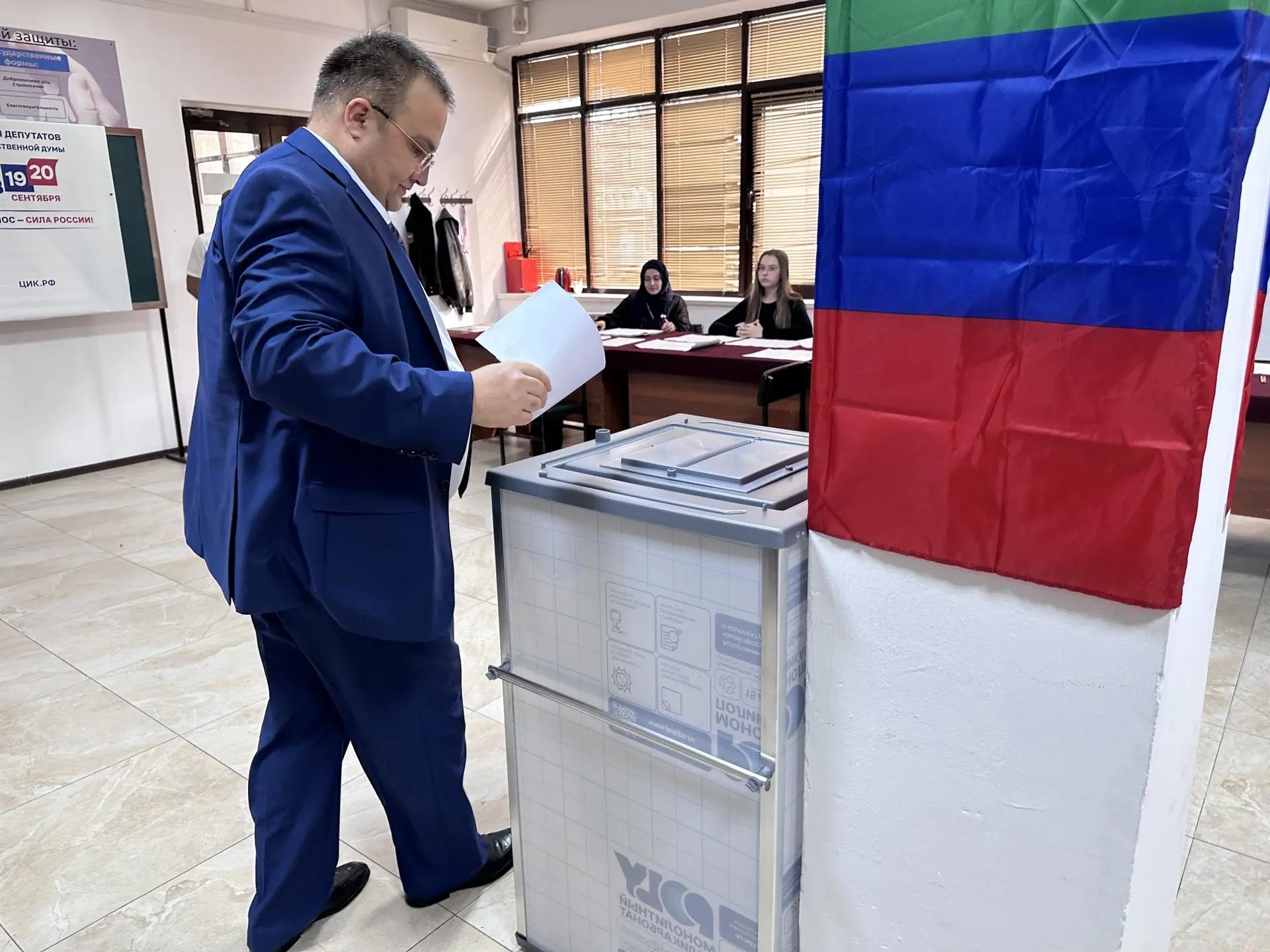 Врио министра юстиции РД Герей Хаиров сделал свой выбор и проголосовал